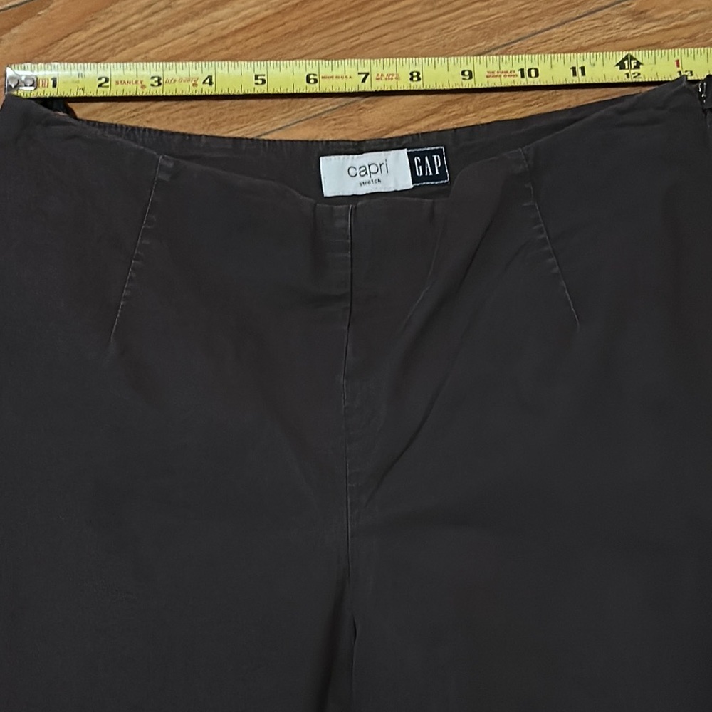 Gap Capris - Picture 3 of 5